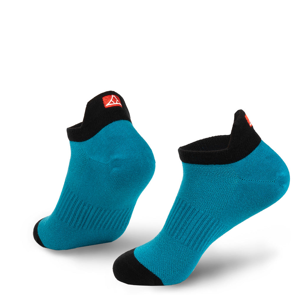 Cancun Blue cotton no show socks featuring black heel and toe padding.